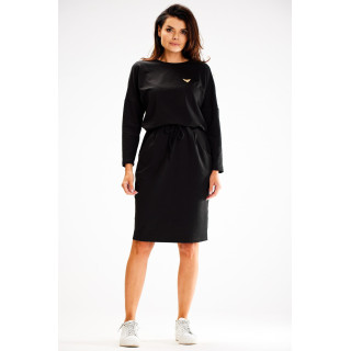 Črna ohlapna obleka z vrvico v pasu