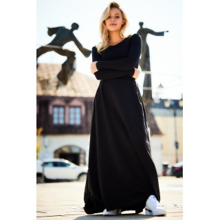 Črno maxi krilo z elastiko v pasu