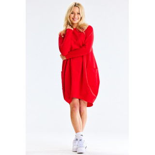 Rdeča trenirka z žepi