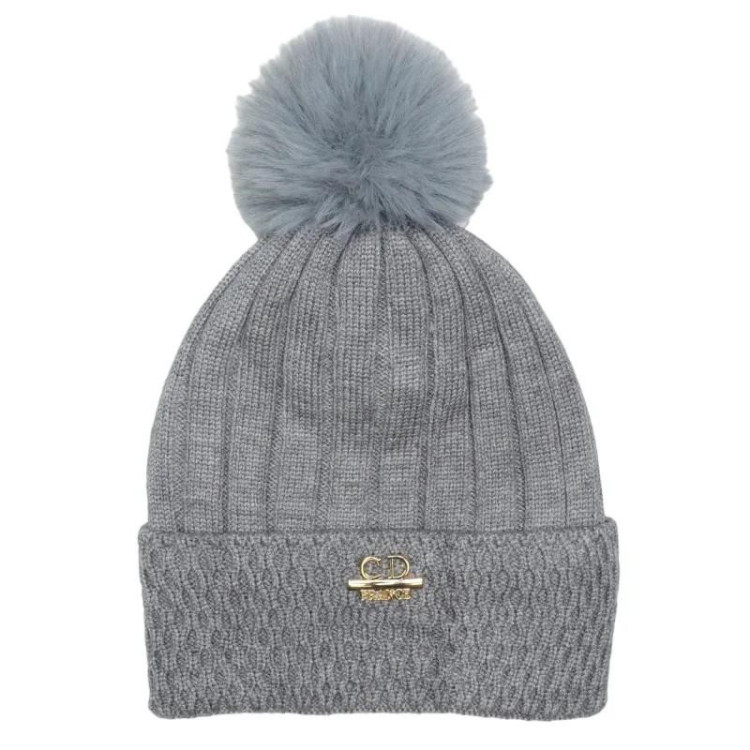 Ženska siva kapa s čopom