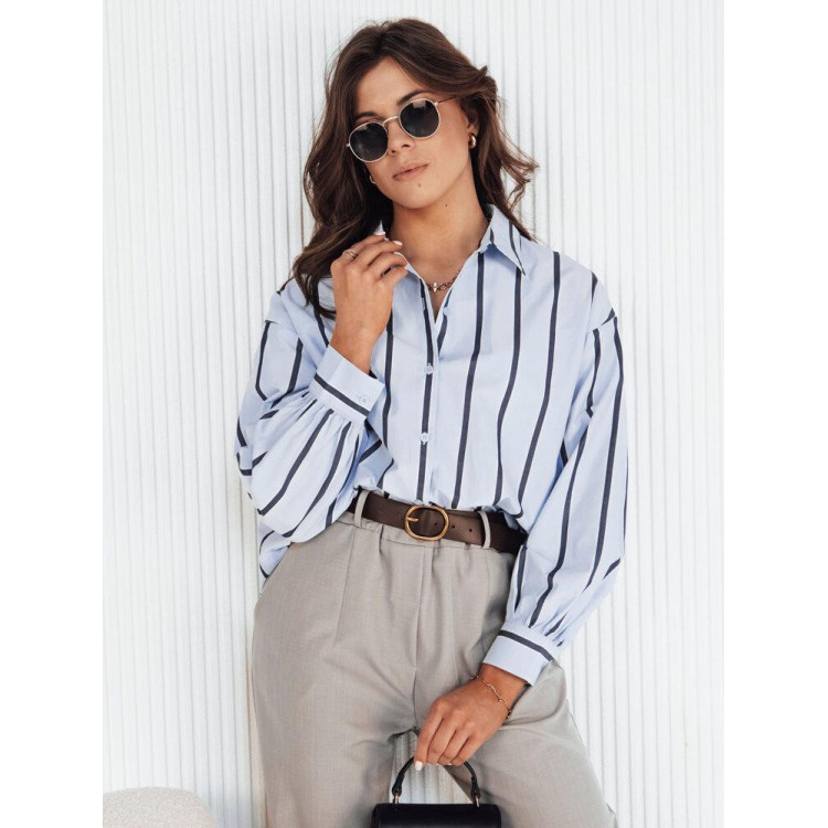 Svetlo modra oversize srajca s črtami