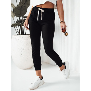 Črne ženske trenirke z našitkom