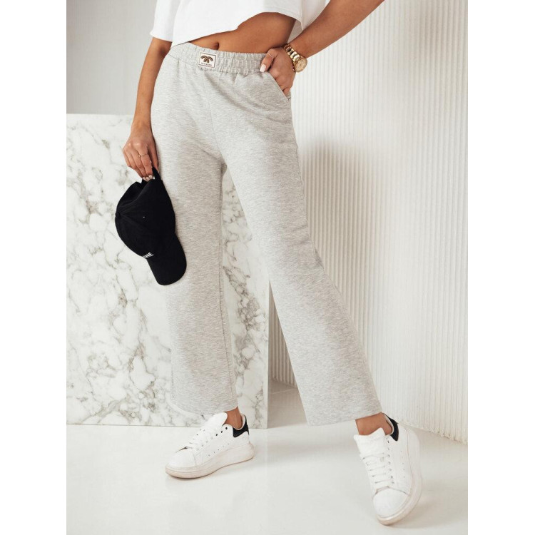 Široke ženske trenirke v sivi barvi