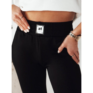 Črne ženske trenirke z našitkom