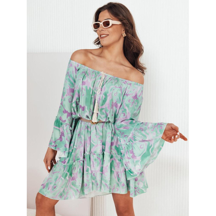 Zelena vzorčasta obleka s širokimi rokavi