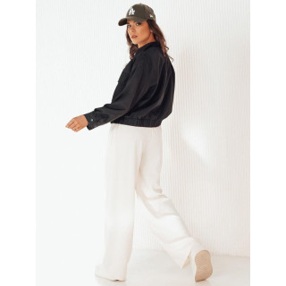 Ženska črna spomladanska jakna z velikimi žepi