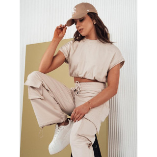 Ženski bež komplet s hlačami in kratkim topom