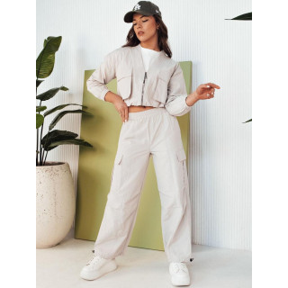 Bež ženski komplet jakna in hlače