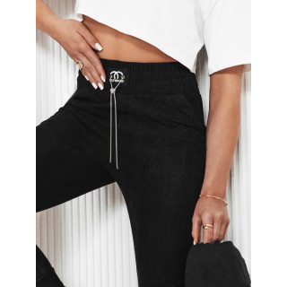 Temno modre moške ženske trenirke