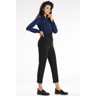 Oprijeta ženska srajca v temno modri barvi