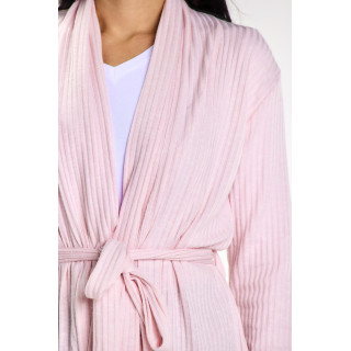 Ohlapen roza ženski pulover s pasom