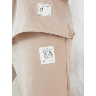 Udoben ženski komplet v bež barvi