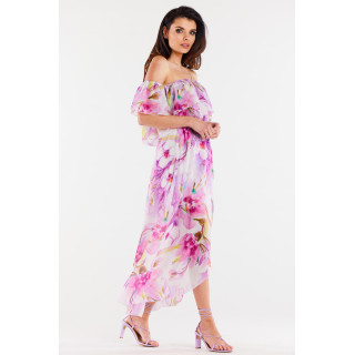 Vijolično žensko krilo na cvetove