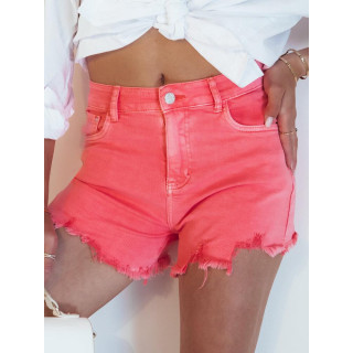 Rožnate ponošene ženske kratke hlače