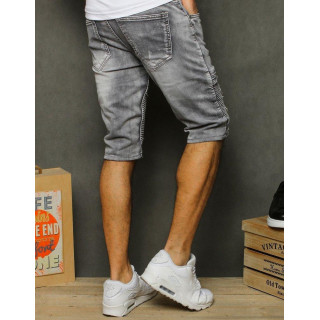 Moške kratke hlače iz džinsa s šivi in luknjami v svetlo sivi barvi