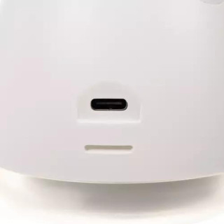 Odstranjevalec vlaken z nočno lučko