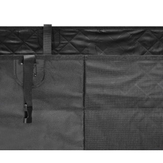 Podloga za psa v avto