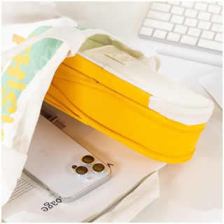 Velika šolska peresnica v rumeni barvi