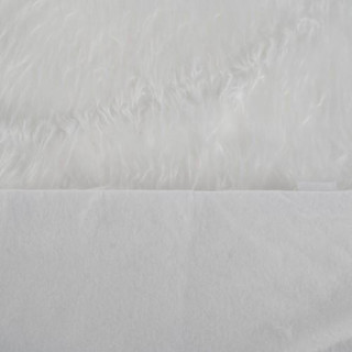 Bela krznena preproga pod jelko - 150 cm