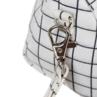 Etui za svinčnike s karirastim vzorcem