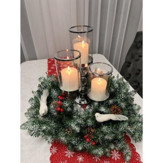 Snežni božični venec