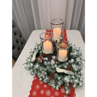 Snežni božični venec