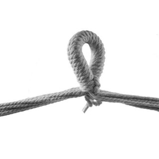 Brazilska viseča mreža v sivi barvi z blazinami