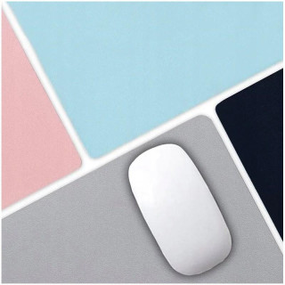 Temno siva dvostranska nepremočljiva namizna podloga