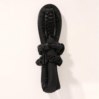 Črn satenast valj za kodranje las