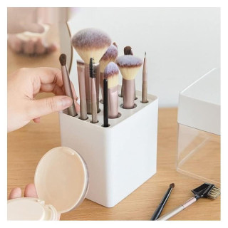 Bel organizator za 12 čopičev