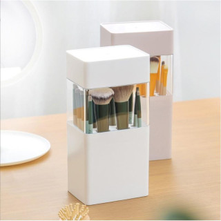 Bel organizator za 12 čopičev