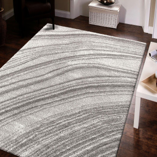 Moderna vzorčasta preproga v sivi barvi