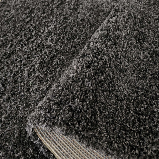 Preproga Shaggy v antracit barvi