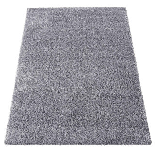 Siva dlakava preproga