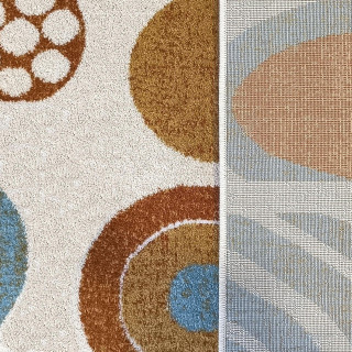 Pisana otroška preproga z geometrijskimi vzorci