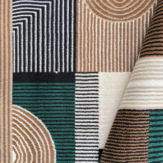 Zelena preproga z vzorcem