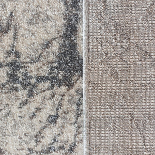 Siva preproga z vzorcem