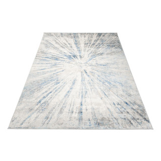 Modra preproga z modernim vzorcem