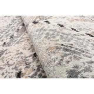 Moderna preproga v nežnih barvah