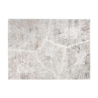 Bela preproga z modernim vzorcem