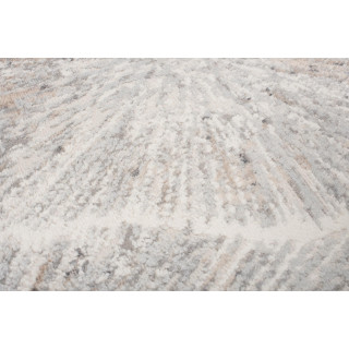 Bela preproga z modernim vzorcem