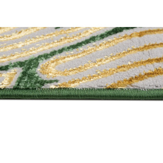 Zelena preproga z rastlinskim motivom