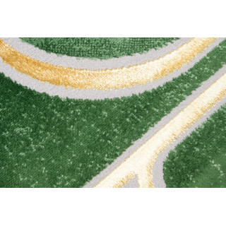 Zelena preproga z modernim vzorcem