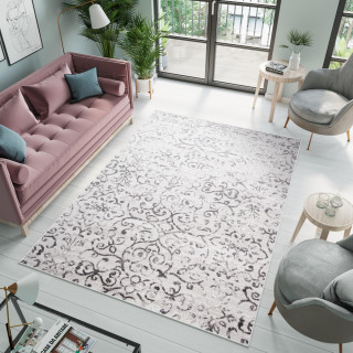 Svetlo siva preproga z vzorcem