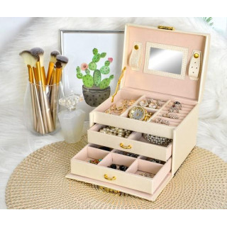 Škatla/kovček za nakit v bež barvi