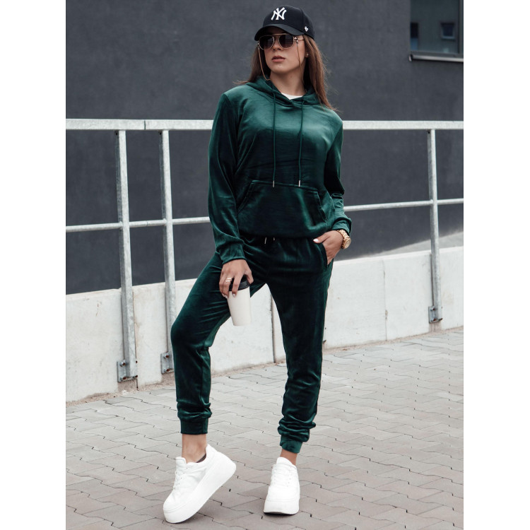 Zelen ženski žametni komplet