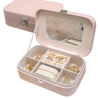 Elegantna roza škatla za nakit s teksturo čipke