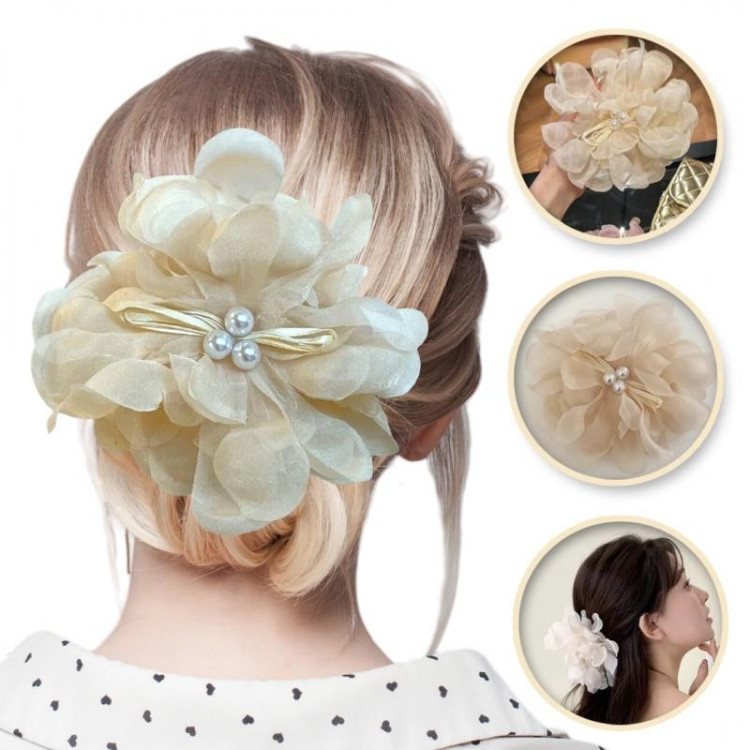 Bela sponka za lase zadaj