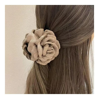 Rjava sponka za lase v obliki vrtnice