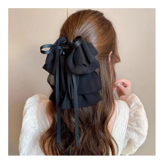 Velik lok za lase na zadnji strani glave